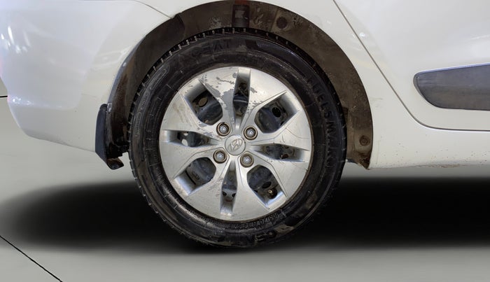 2015 Hyundai Xcent S 1.2, Petrol, Manual, 37,061 km, Right Rear Wheel