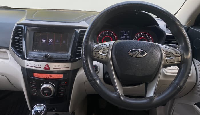 2021 Mahindra XUV300 W8 (O) 1.2 PETROL, Petrol, Manual, 1,25,922 km, Steering Wheel Close Up