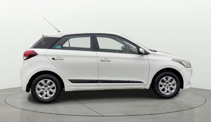 2015 Hyundai Elite i20 SPORTZ 1.2, CNG, Manual, 80,669 km, Right Side View