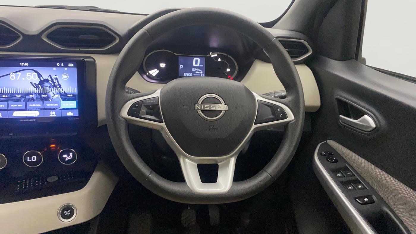 2021 Nissan MAGNITE XL TURBO CVT, Petrol, Automatic, 18,244 km, Steering Wheel Close Up