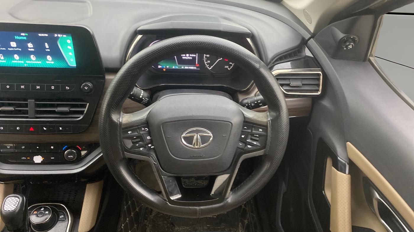 2022 Tata Safari XZA PLUS 6S KAZIRANGA, Diesel, Automatic, 1,15,579 km, Steering Wheel Close Up