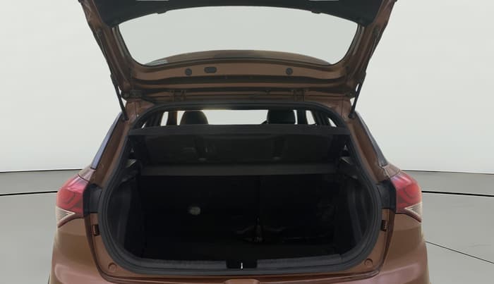 2015 Hyundai i20 Active 1.4 SX, Diesel, Manual, 1,28,412 km, Boot Open Zoomed View