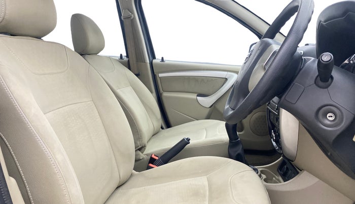 2016 Nissan Terrano XL (P), Petrol, Manual, 83,888 km, Right Side Front Door Cabin