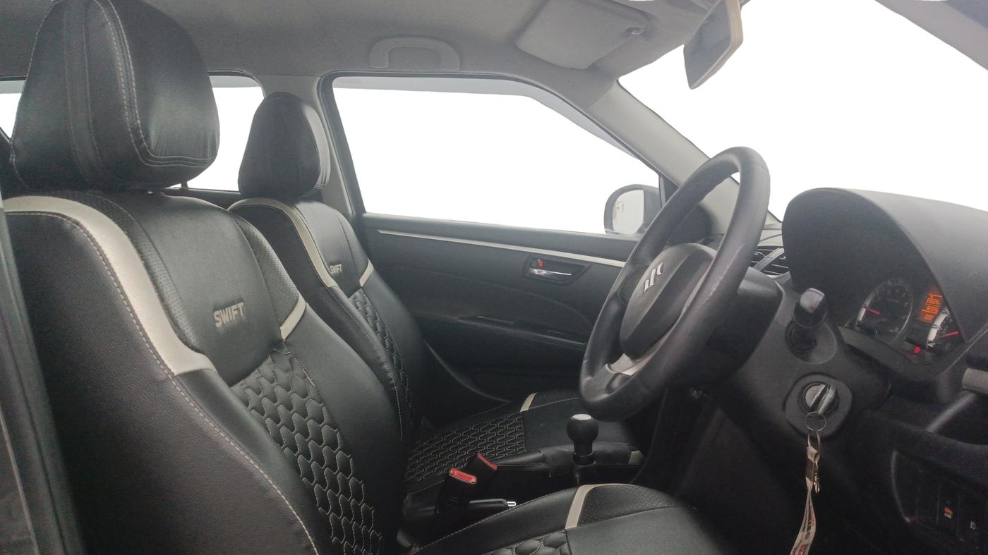 2015 Maruti Swift VXI, Petrol, Manual, 92,353 km, Right Side Front Door Cabin