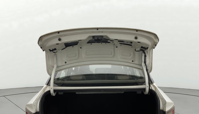 2021 Hyundai AURA SX 1.2, Petrol, Manual, 1,16,017 km, Boot Door Open