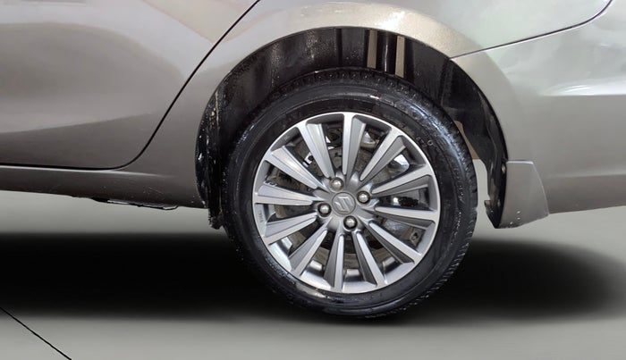 2018 Maruti Ciaz ALPHA 1.5 SHVS PETROL, Petrol, Manual, 82,378 km, Left Rear Wheel