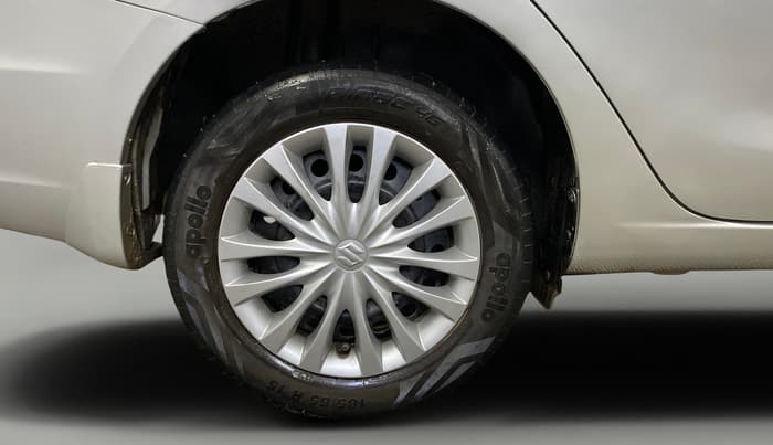 2016 Maruti Ciaz VXI+, Petrol, Manual, 1,10,428 km, Right Rear Wheel