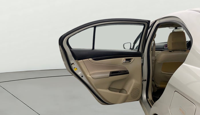 2016 Maruti Ciaz VXI, CNG, Manual, 88,281 km, LHS Rear Door