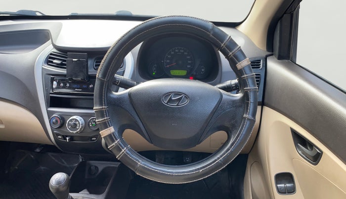 2016 Hyundai Eon ERA +, Petrol, Manual, 55,303 km, Steering Wheel Close Up