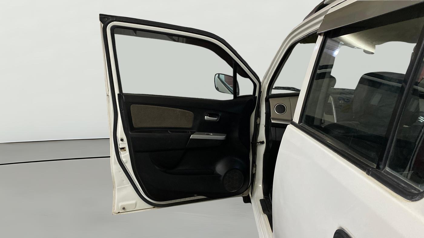 2015 Maruti Wagon R 1.0 LXI, Petrol, Manual, 41,957 km, LHS Front Door