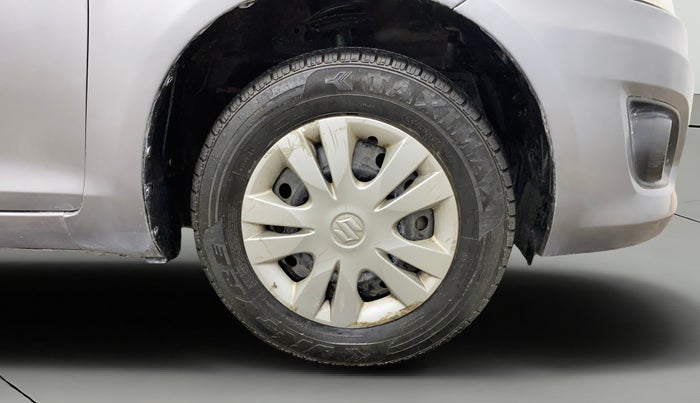 2014 Maruti Swift Dzire VXI, Petrol, Manual, 85,640 km, Right Front Wheel