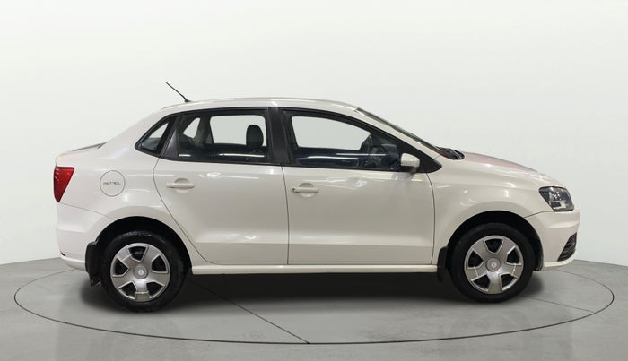 2018 Volkswagen Ameo COMFORTLINE 1.0L, Petrol, Manual, 1,06,101 km, Right Side View