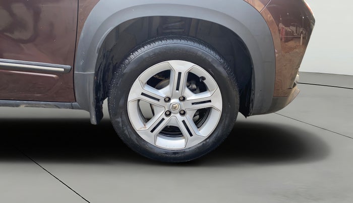 2022 Renault Kiger RXT MT, CNG, Manual, 43,687 km, Right Front Wheel