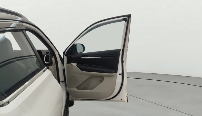 2022 KIA SONET HTX 1.0 IMT, Petrol, Manual, 17,963 km, RHS Front Door