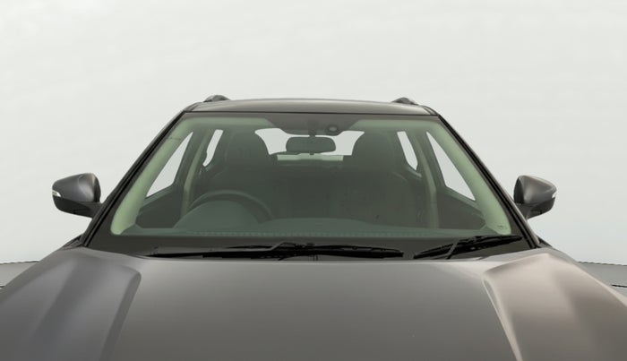 2022 Mahindra XUV300 W8 1.5 DIESEL, Diesel, Manual, 25,448 km, Front Windshield