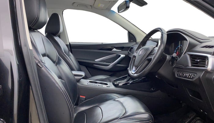 2022 MG HECTOR SHARP 1.5 PETROL CVT, Petrol, Automatic, 53,227 km, Right Side Front Door Cabin