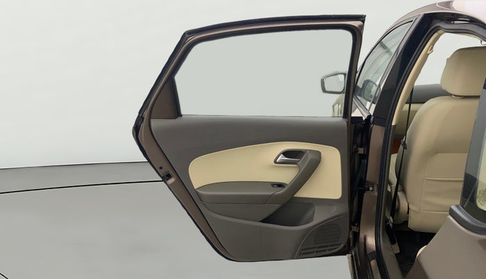 2015 Volkswagen Vento HIGHLINE 1.6 MPI, Petrol, Manual, 68,636 km, LHS Rear Door