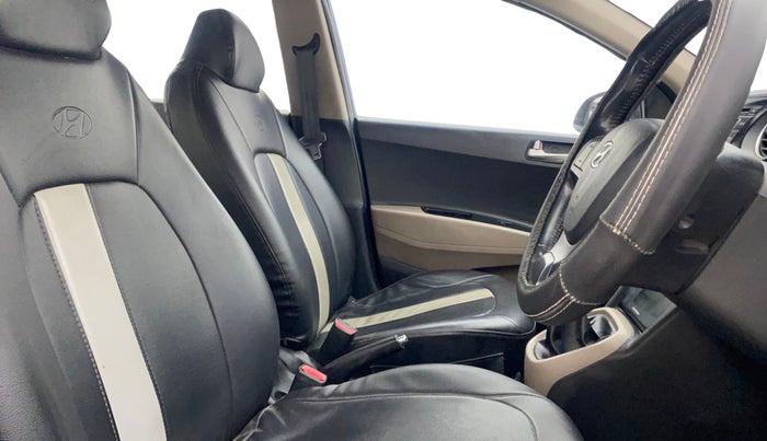 2015 Hyundai Xcent SX 1.2, Petrol, Manual, 1,20,441 km, Right Side Front Door Cabin