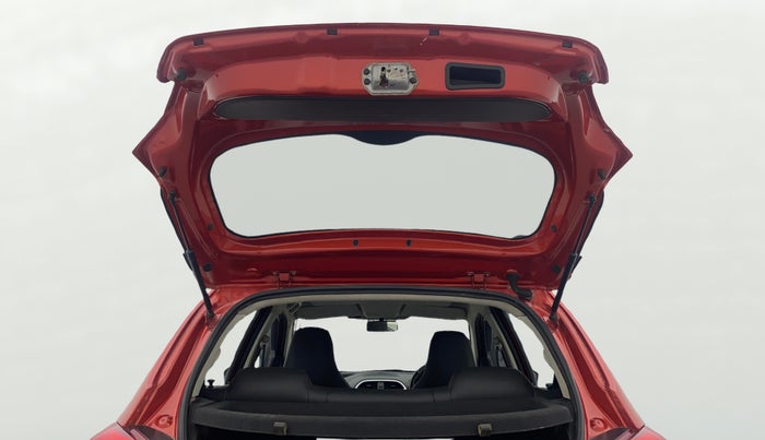 2017 Tata Tiago XM PETROL, Petrol, Manual, 1,04,640 km, Boot Door Open