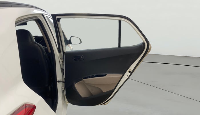 2019 Hyundai Grand i10 MAGNA 1.2 KAPPA VTVT, CNG, Manual, 1,12,058 km, RHS Rear Door