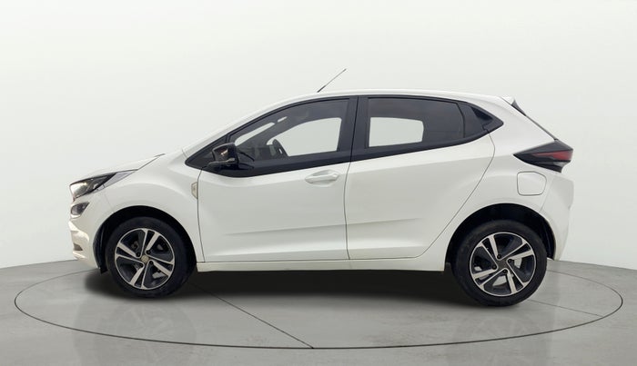 2021 Tata ALTROZ XZ DIESEL, Diesel, Manual, 37,813 km, Left Side