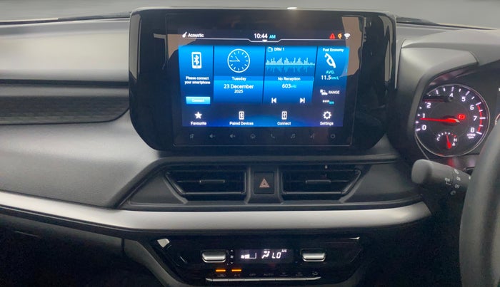 2025 Maruti Swift ZXi Plus Dual Tone AMT, Petrol, Automatic, 5,654 km, Air Conditioner