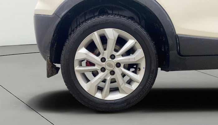 2019 Mahindra XUV300 W8 1.5 DIESEL, Diesel, Manual, 64,535 km, Right Rear Wheel