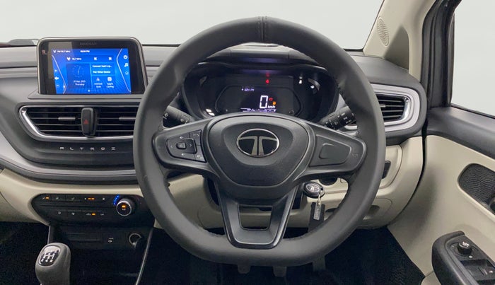 2024 Tata ALTROZ XM PLUS CNG, CNG, Manual, 28,896 km, Steering Wheel Close Up