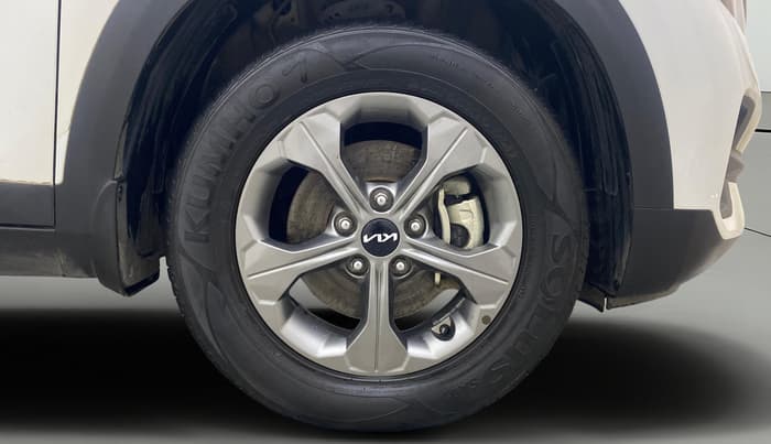 2021 KIA SELTOS HTK PLUS 1.5 IMT, Petrol, Manual, 27,229 km, Right Front Wheel