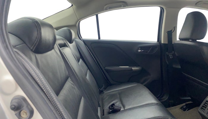 2016 Honda City 1.5L I-VTEC VX (O) MT, Petrol, Manual, 62,077 km, Right Side Rear Door Cabin