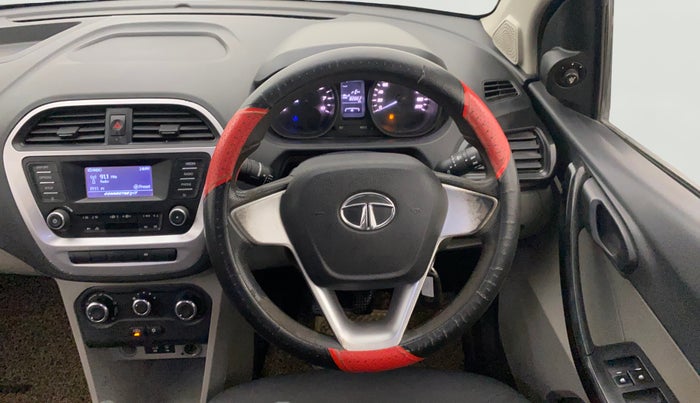 2016 Tata Tiago XT PETROL, Petrol, Manual, 82,868 km, Steering Wheel Close Up
