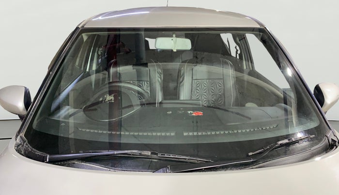 2017 Maruti IGNIS DELTA 1.2, Petrol, Manual, 60,156 km, Front Windshield