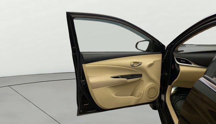 2018 Toyota YARIS V MT, Petrol, Manual, 97,410 km, LHS Front Door