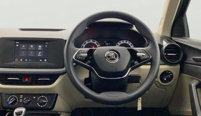 2022 Skoda SLAVIA ACTIVE 1.0L TSI MT, Petrol, Manual, 33,816 km, Steering Wheel Close Up
