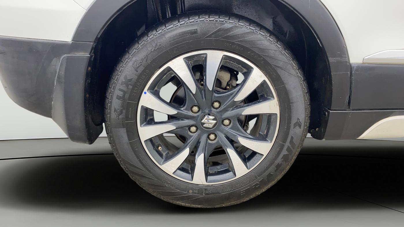 2021 Maruti S Cross ALPHA 1.5, Petrol, Manual, 90,927 km, Right Rear Wheel