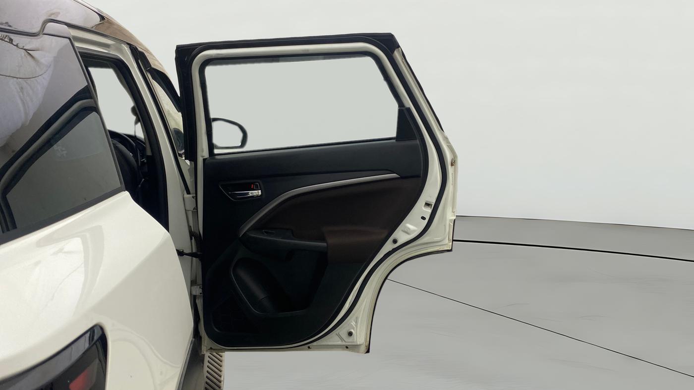 2023 Maruti BREZZA ZXI S-CNG, CNG, Manual, 41,257 km, RHS Rear Door