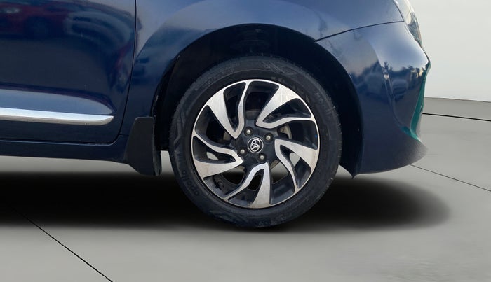 2021 Toyota Glanza G, Petrol, Manual, 35,512 km, Right Front Wheel