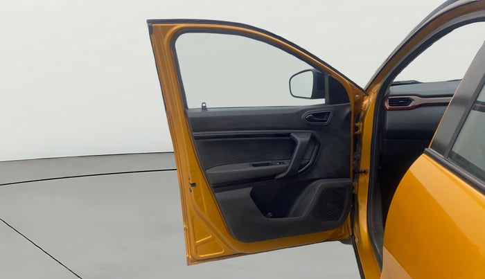 2023 Renault Kiger RXZ AMT, Petrol, Automatic, 16,636 km, LHS Front Door