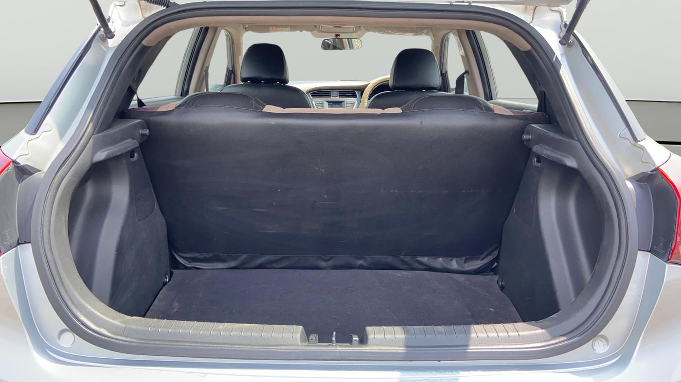 2019 Hyundai Elite i20 MAGNA PLUS 1.4 CRDI, Diesel, Manual, 91,161 km, Boot Open Zoomed View