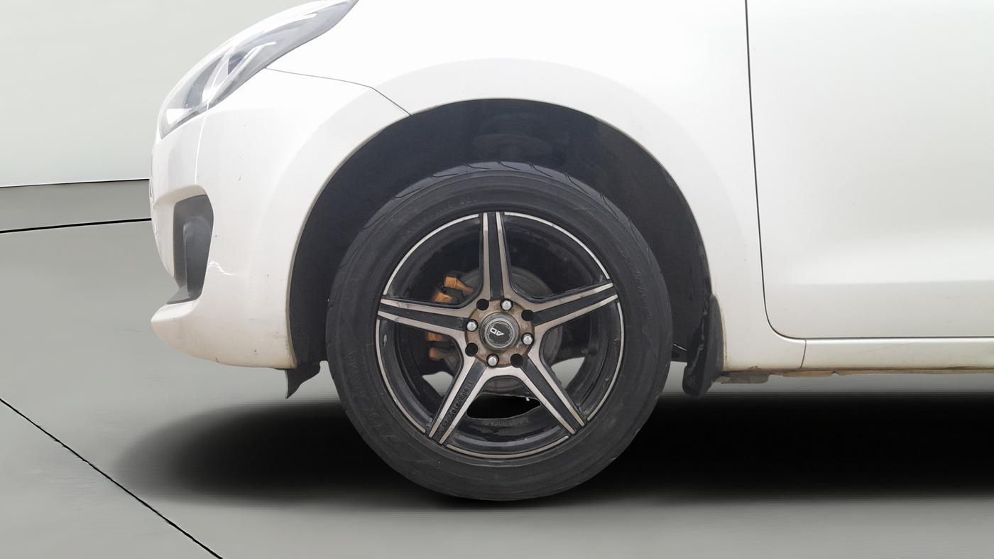 2020 Maruti Swift ZXI PLUS AMT, Petrol, Automatic, 73,743 km, Left Front Wheel