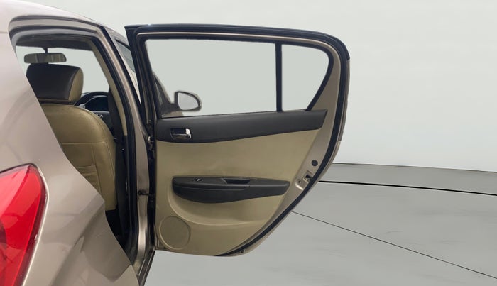 2012 Hyundai i20 MAGNA 1.4 CRDI, Diesel, Manual, 1,49,760 km, RHS Rear Door