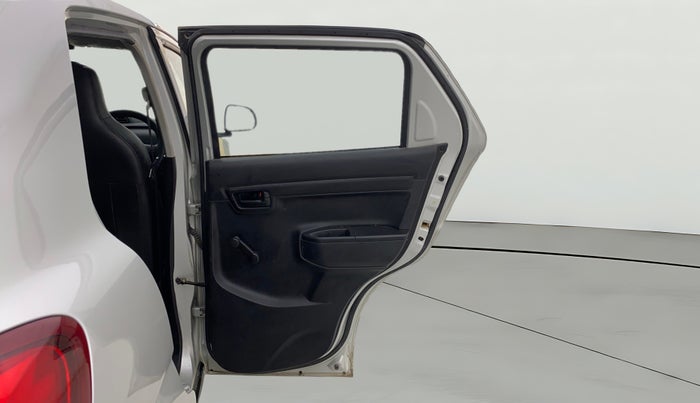 2020 Maruti S PRESSO VXI CNG, CNG, Manual, 1,26,387 km, RHS Rear Door