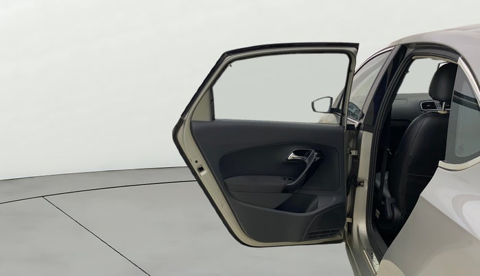 2017 Skoda Rapid AMBITION 1.6 MPI MT, Petrol, Manual, 84,228 km, LHS Rear Door