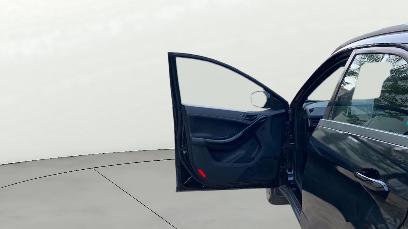 2021 Tata NEXON XZ PLUS PETROL DARK EDITION, Petrol, Manual, 1,07,792 km, LHS Front Door