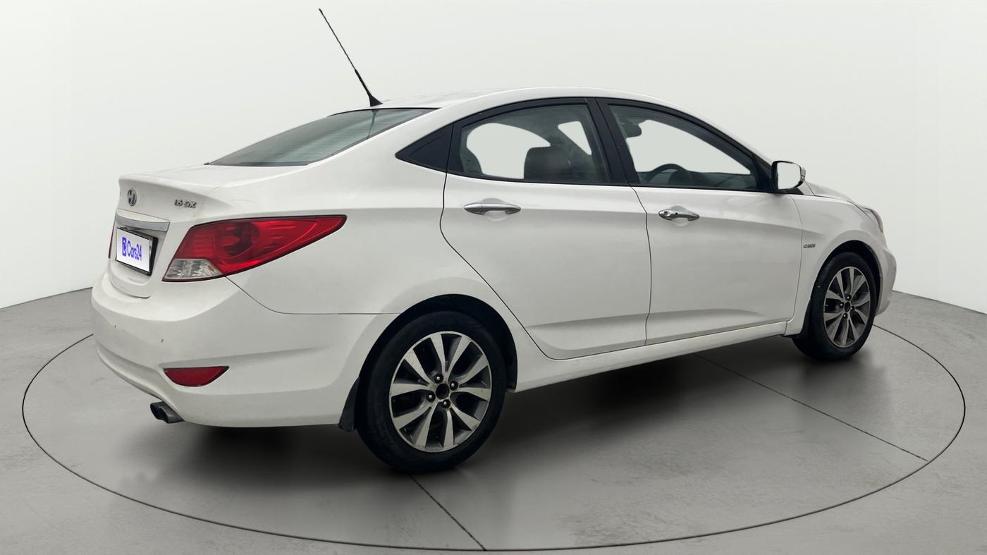 2014 Hyundai Verna FLUIDIC 1.6 CRDI SX OPT, Diesel, Manual, 81,619 km, Right Back Diagonal