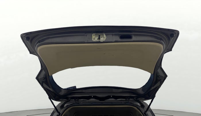 2017 Maruti Ertiga ZXI+, Petrol, Manual, 1,49,740 km, Boot Door Open