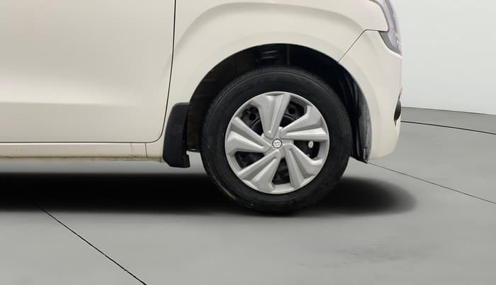 2021 Maruti New Wagon-R VXI 1.0, Petrol, Manual, 35,262 km, Right Front Wheel