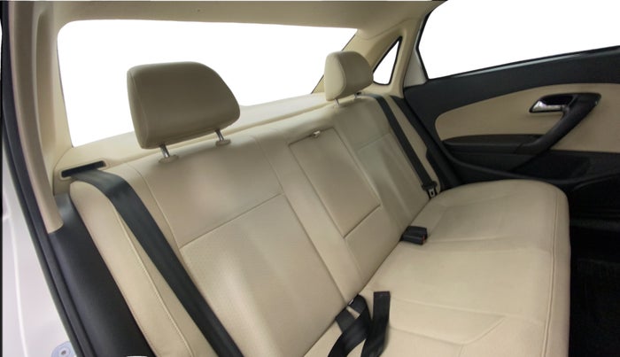 2017 Skoda Rapid STYLE 1.5 TDI AT, Diesel, Automatic, 1,12,847 km, Right Side Rear Door Cabin