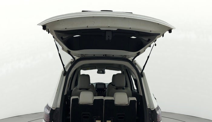 2021 Tata Safari XZA PLUS, Diesel, Automatic, 71,206 km, Boot Door Open