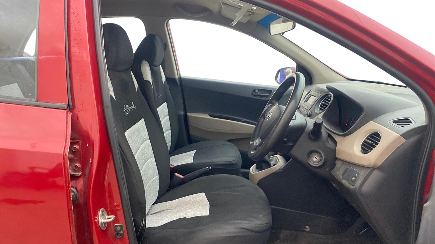 2018 Hyundai Grand i10 MAGNA 1.2 KAPPA VTVT, Petrol, Manual, 66,108 km, Right Side Front Door Cabin
